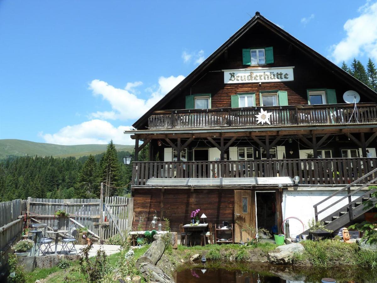 Bed and Breakfast Bruckerhutte Lachtal Zewnętrze zdjęcie